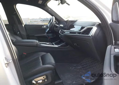 2024 BMW X7 M60I z USA, uszkodzony, nr VIN 5UX33EM07R9U16162